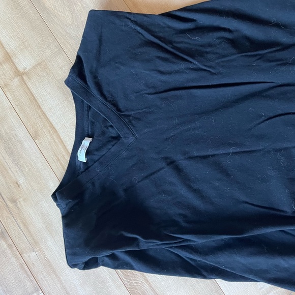 Babaton from Aritizia shoulder pad t-shirt - Picture 3 of 3